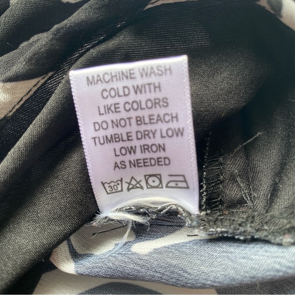 WISHING WAVES Women's Floral Cropped Blouse Long Sleeve Size M - Picture 8 of 10